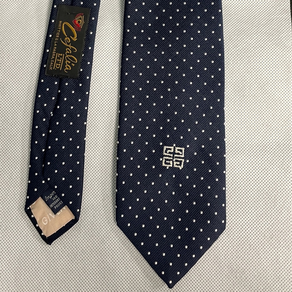 Slim Givenchy logo tie - GUC